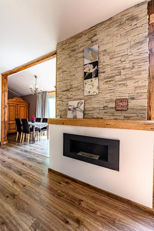 Holiday Apartment With Terrace Liepāja Exterior foto
